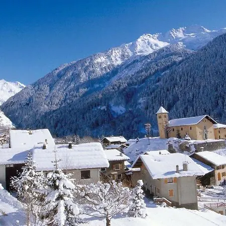 & 4 P, Avec Piscine * La Plagne