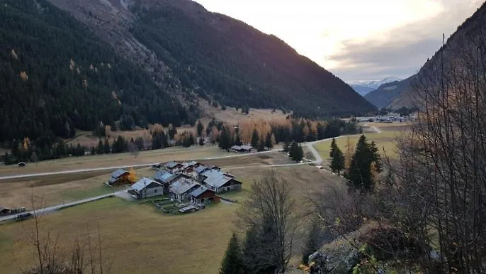 Апартаменты & 4 P, Avec Piscine