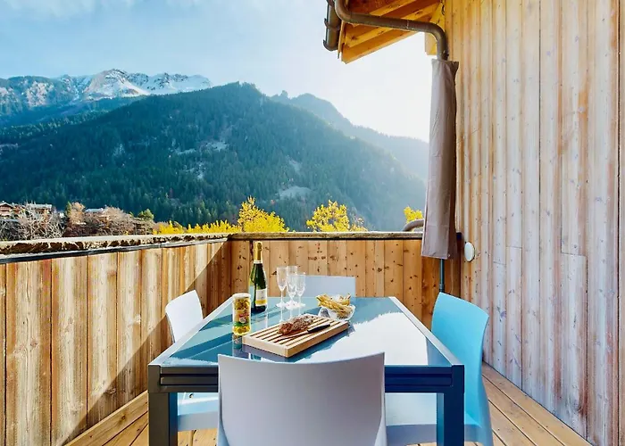 & 4 P, Avec Piscine Апартаменты *