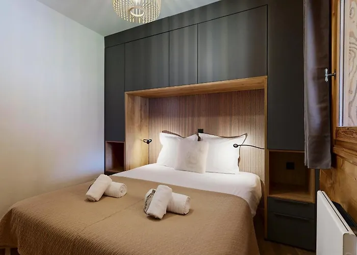 & 4 P, Avec Piscine *