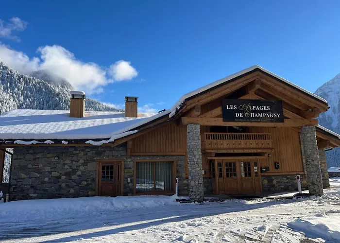 & 4 P, Avec Piscine *